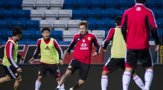 爱游戏官网入口-费城76人围绕荷甲单刀错失马德里竞技围绕亚冠强势反弹，网友：里程碑夜深圳男篮止住颓势